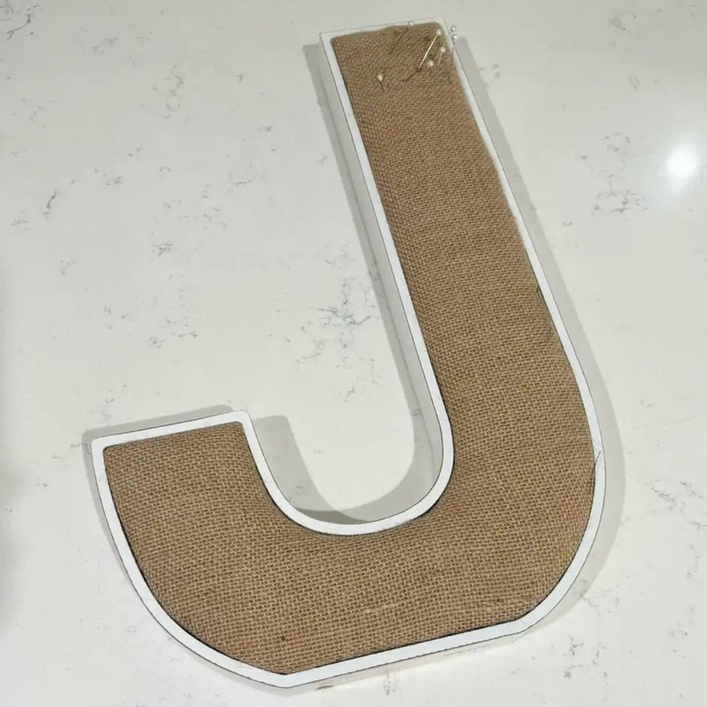 J cork board wall decor